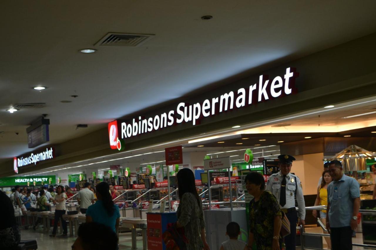 Horizon 101 A4 Near Robinson Mall Free Pool Wifi Cebu Exterior photo